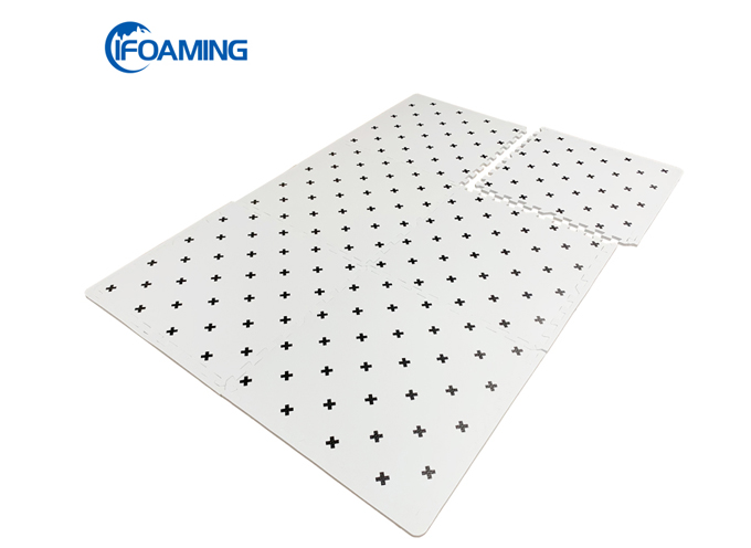 Black and White Foam Mat